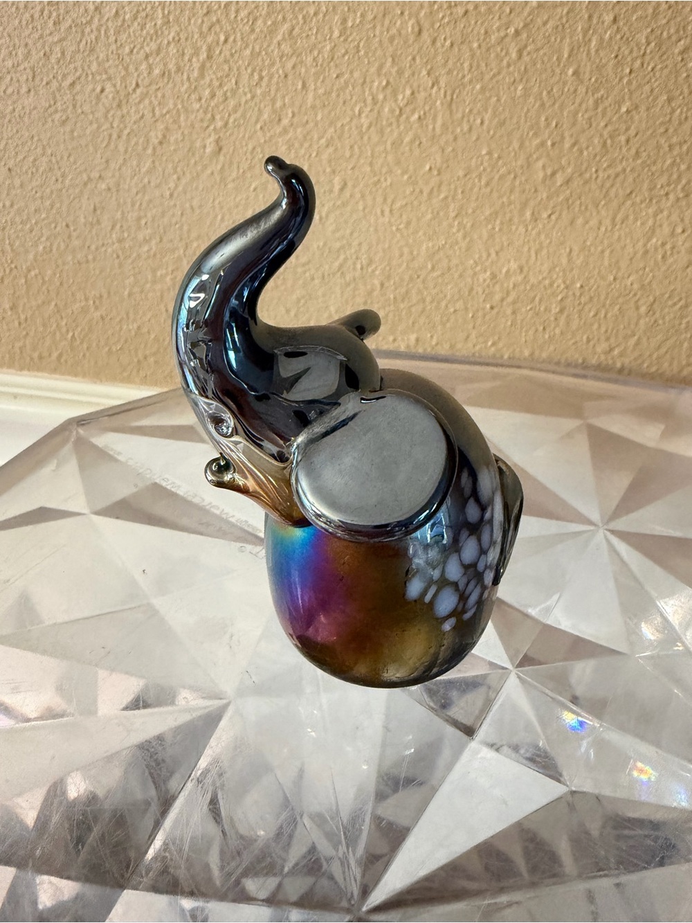 Stunning Gobalt Blue Silver Iridescent Vintage Art Glass Elephant